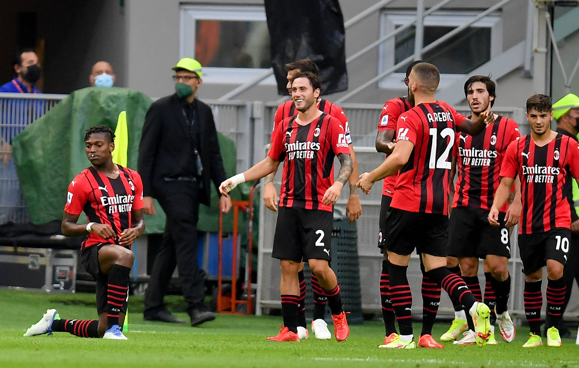 弗拉格：伦纳德是我努力的目标，自己可以在队内胜任得分角色（弗拉格：以伦纳德为标杆，自信承担球队得分职责）