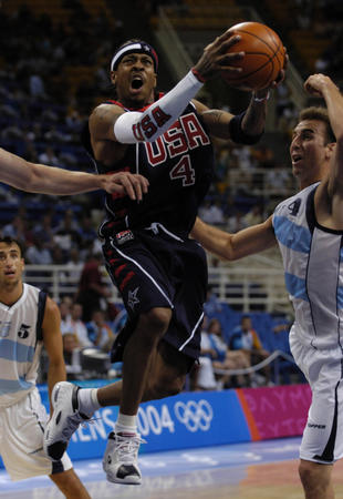 官方：凯塞多踩踏对手染红停赛3场 盖耶掌掴队友停赛2场（官方通报：凯塞多踩踏染红禁赛三场，盖耶掌掴队友禁赛两场）