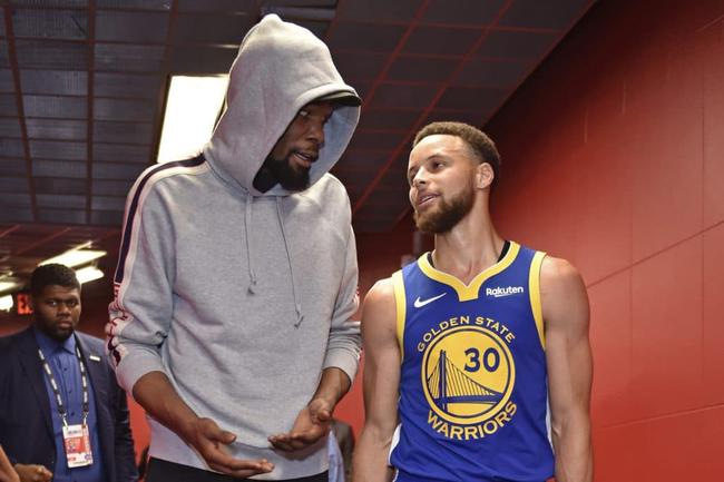 看足球学英语：孙兴慜深情告别热刺 —— 球队会有多想念他？（用足球学英语：孙兴慜深情道别热刺，球队将有多想念他？）