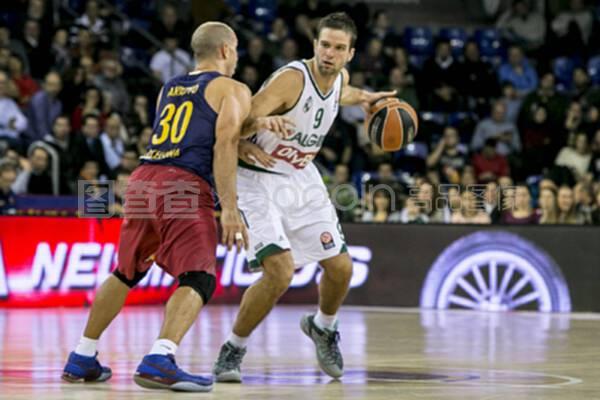 阿斯报：塞维利亚出售升温已超3亿估值，多家外国财团参与争抢（《阿斯》：塞维利亚出售升温，估值破3亿，多家海外财团竞逐）