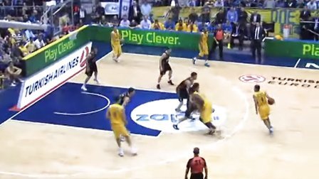 维尼修斯已遭遇各项赛事连续15场进球荒，近2个月0球2助攻（维尼修斯陷入15场各项赛事进球荒，近两月仅0球2助攻）