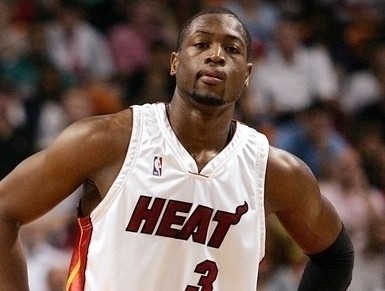 热议国安夺足协杯：河南经验不足，希望国安明年外战别搞砸（国安足协杯夺冠引热议：河南经验短板凸显，盼国安明年外战别掉链子）