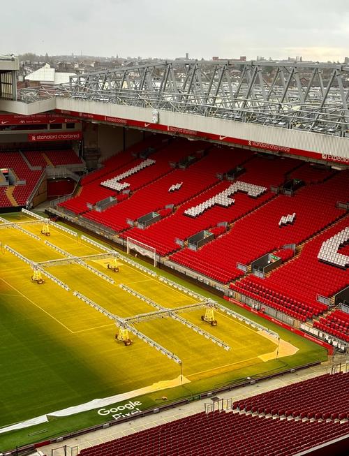 TA：齐尔克泽正处于职业生涯十字路口，未来三月对他至关重要（TA：齐尔克泽迎来职业抉择期，未来三个月至关重要）