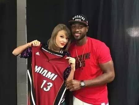 意杯战报：卡斯特罗头球绝杀，博洛尼亚2-1帕尔马（意大利杯战报：卡斯特罗头槌绝杀，博洛尼亚2-1击败帕尔马）