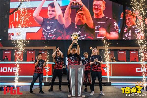 更在国际赛 更在国际赛